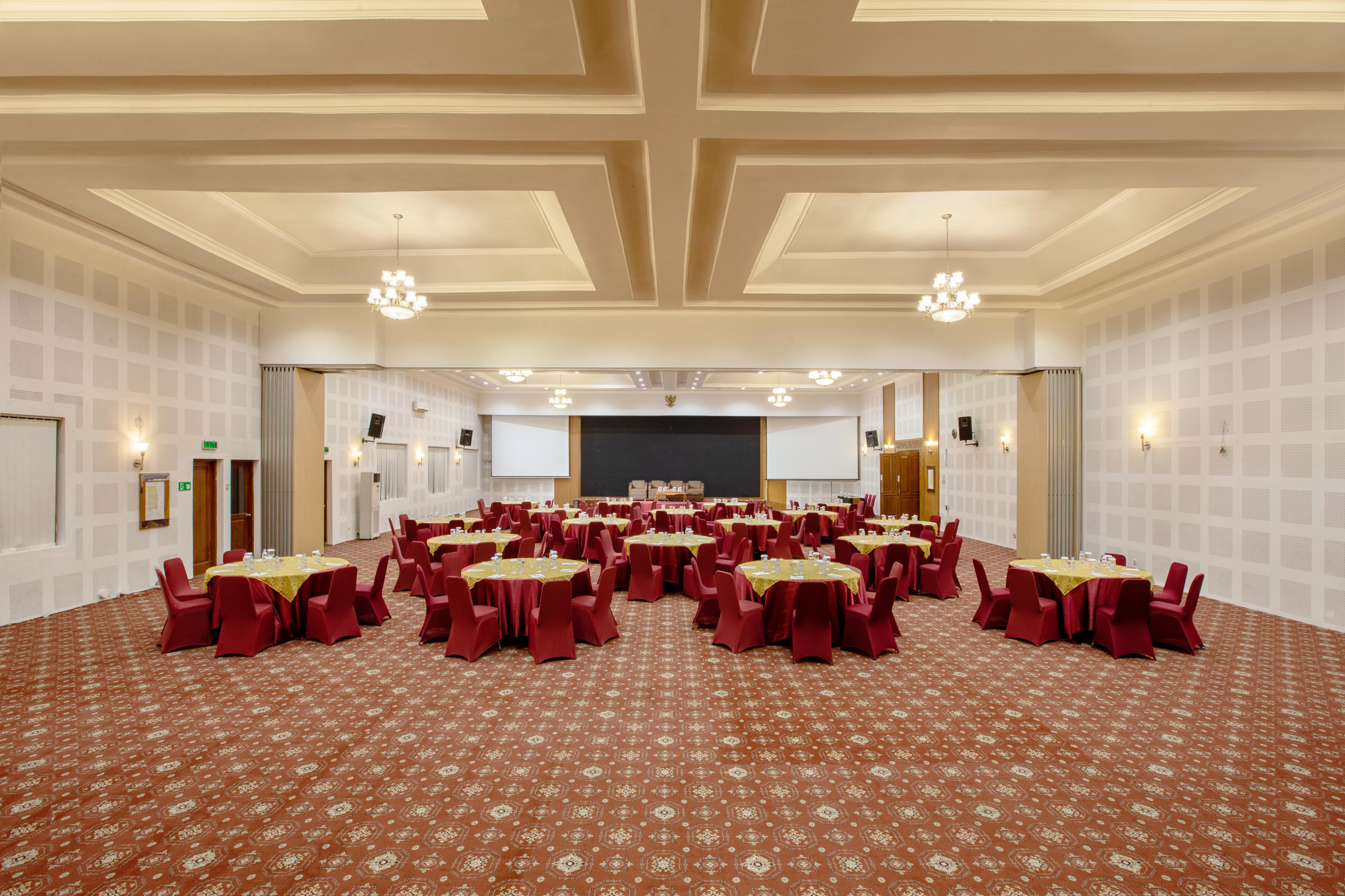 Grand Inna Malioboro Yogyakarta Exterior photo