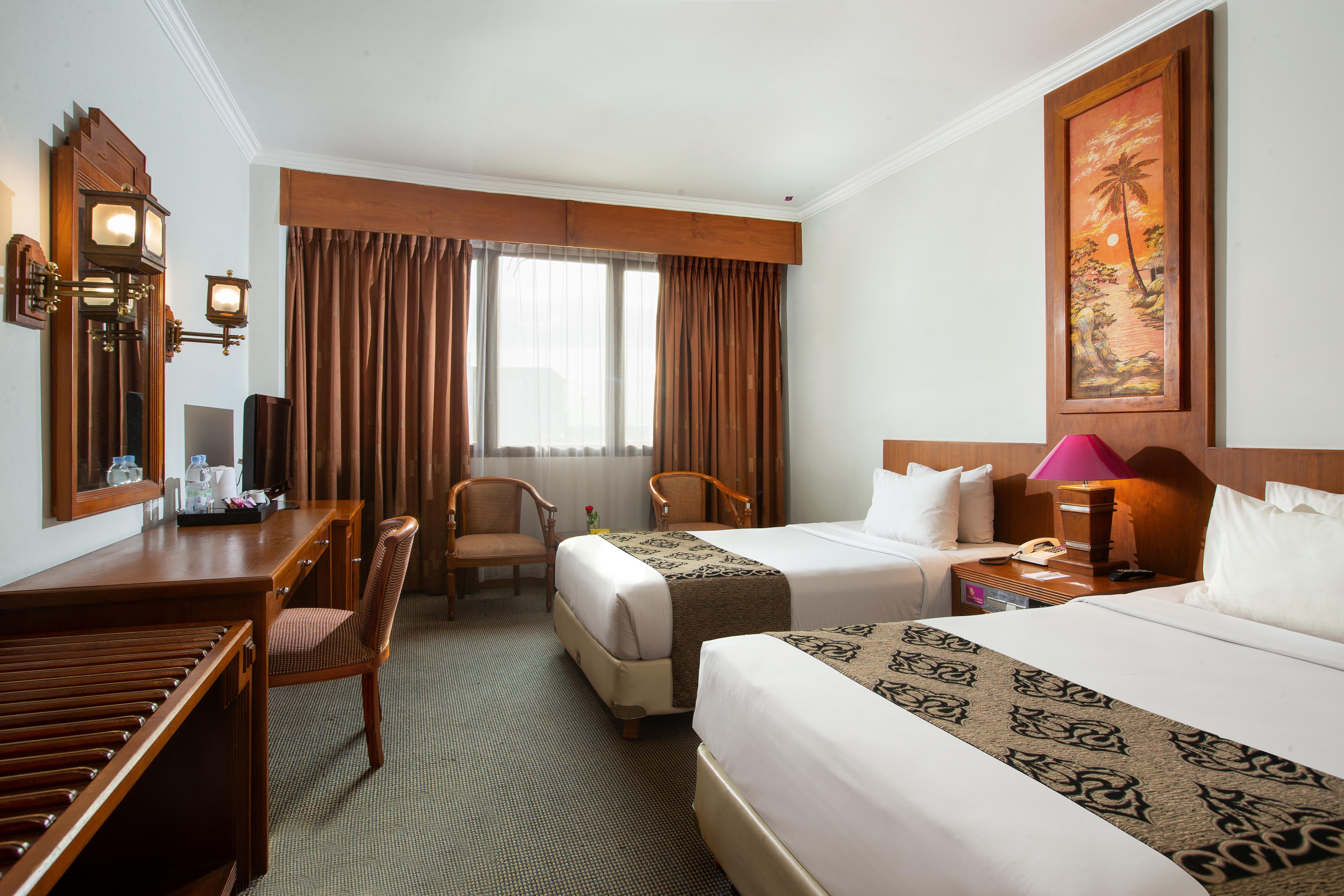 Grand Inna Malioboro Yogyakarta Exterior photo