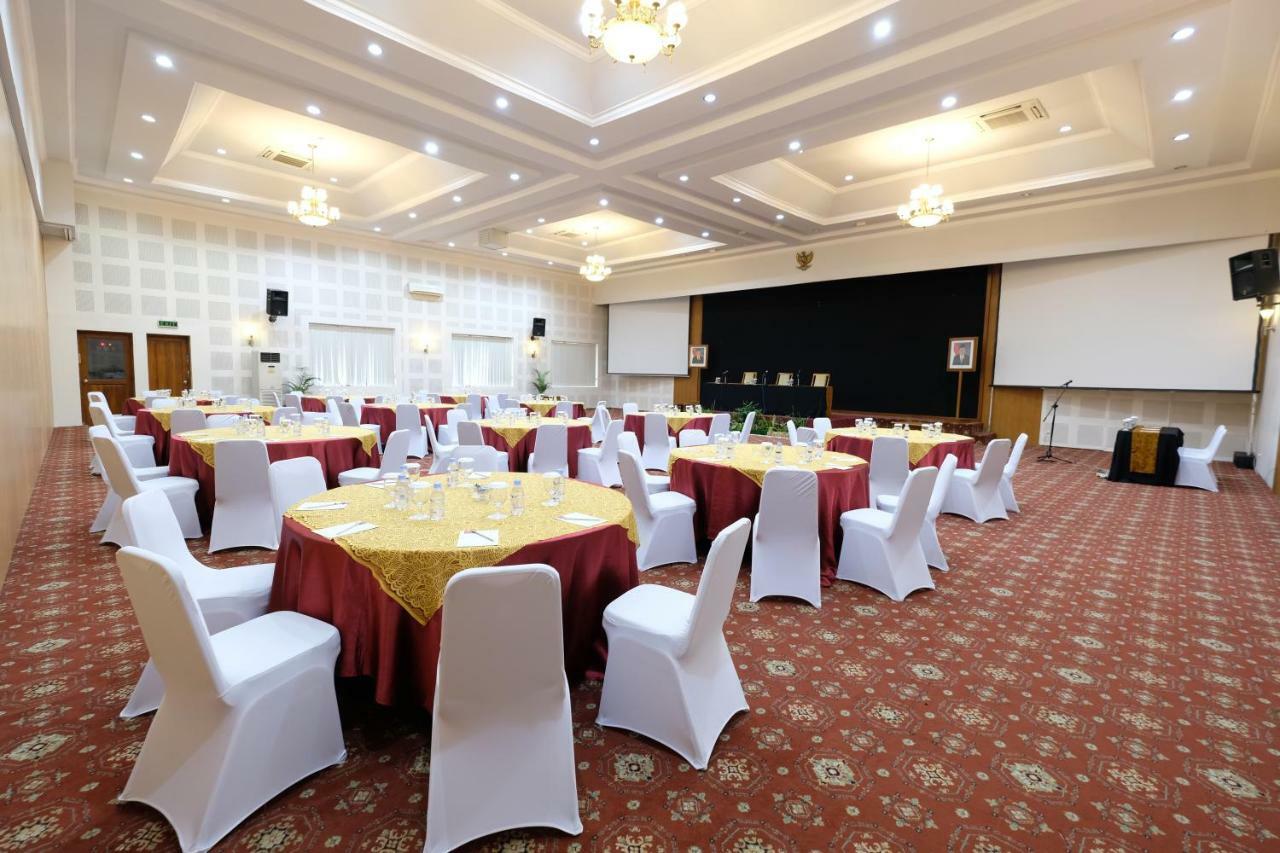 Grand Inna Malioboro Yogyakarta Exterior photo
