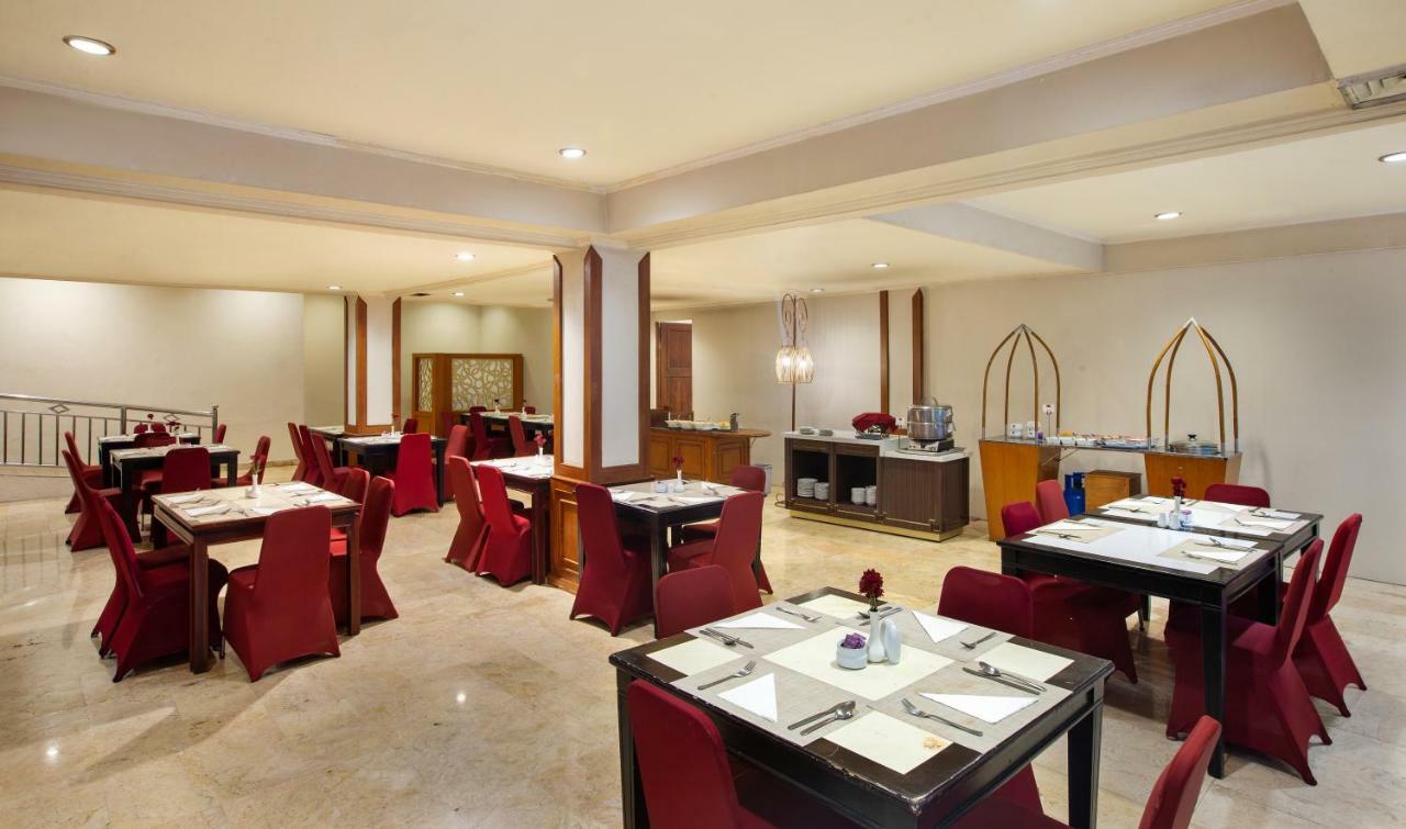 Grand Inna Malioboro Yogyakarta Exterior photo
