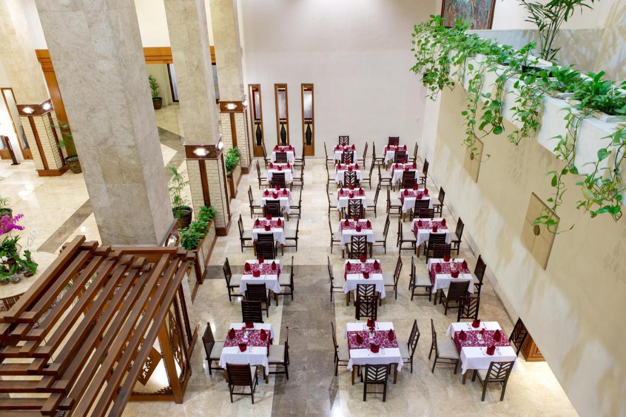 Grand Inna Malioboro Yogyakarta Exterior photo